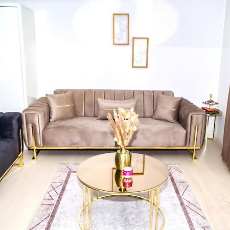 Spacious Rooms 5 Minutes To Wiener Stadthalle 외부 사진