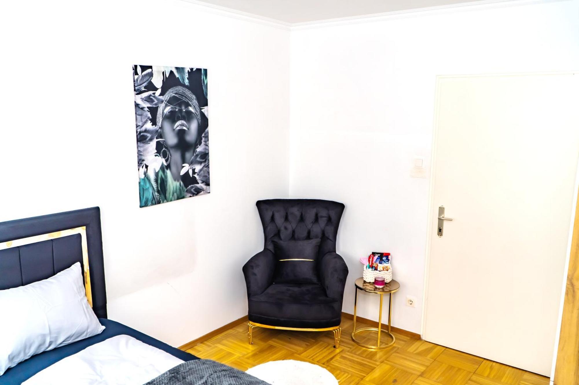 Spacious Rooms 5 Minutes To Wiener Stadthalle 외부 사진